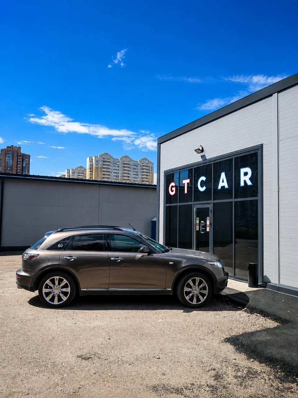 Фасад автосервиса GT CAR на Лидии Зверевой